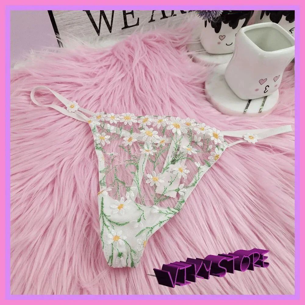 💖 NWT Victoria’s Secret Dream Angels Mesh Floral String Bikini Small #7258 💖